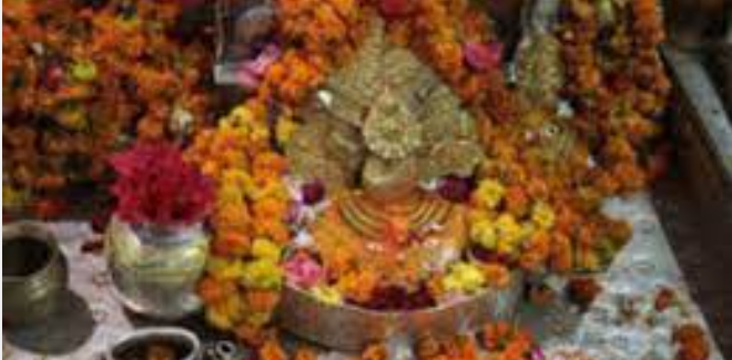 अनोखा मंदिर : इस मंदिर में सिर्फ दर्शन मात्र से पुरानी मन्नतें तक हो जाती है पूरी, जानिये इसके बारे में रोचक तथ्य…