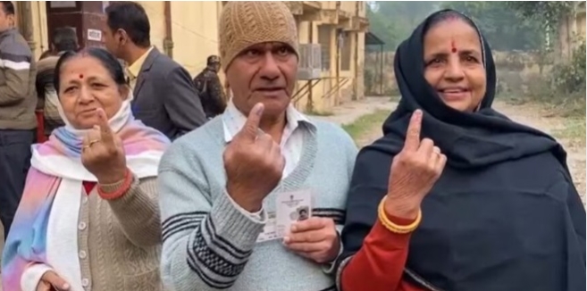 Rajasthan Election Voting LIVE: राजस्‍थान की 199 सीटों पर मतदान जारी, वसुंधरा ने की बालाजी मंदिर में पूजा, गहलोत बोले- जीत हमारी होगी