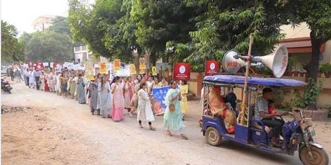 रायपुर: जिनशासन की जयकारों के साथ शान से निकली अर्हम विज्जा की विजय यात्र