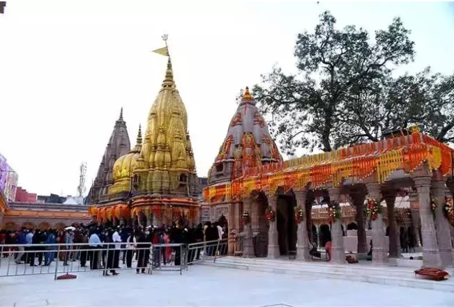 देव दीपावली पर 11 टन फूलों से होगी श्री काशी विश्वनाथ मंदिर परिसर की सजावट