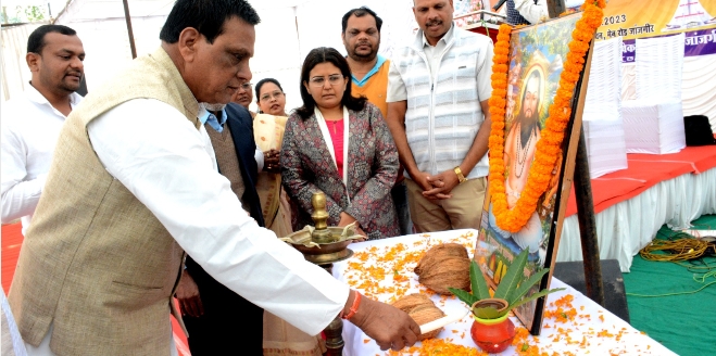 जांजगीर : जिला स्तरीय गुरुघासीदास लोक कला महोत्सव कार्यक्रम का हुआ आयोजन