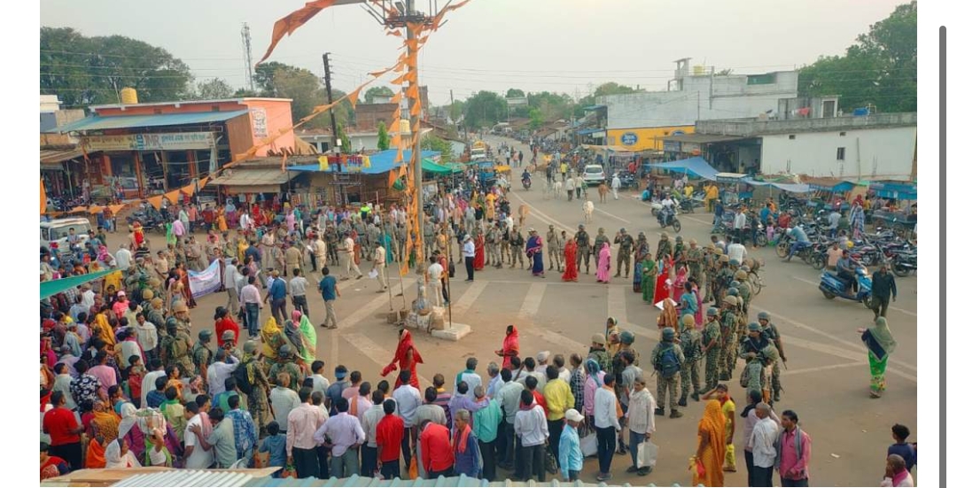 गोटाटोला हाट बाजार में चलाया गया मतदाता जागरूकता अभियान