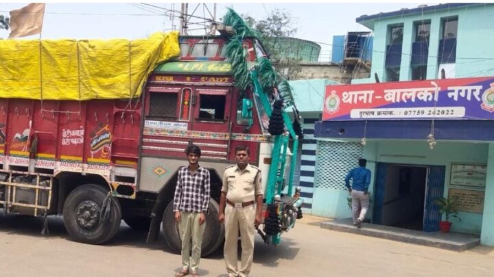 एसपी सिद्धार्थ तिवारी की तगड़ी पुलिसिंग से मिली बड़ी कामयाबी, करोड़ों रुपए के एल्युमिनियम शील पट्टियां व दो ट्रक दिल्ली से जप्त