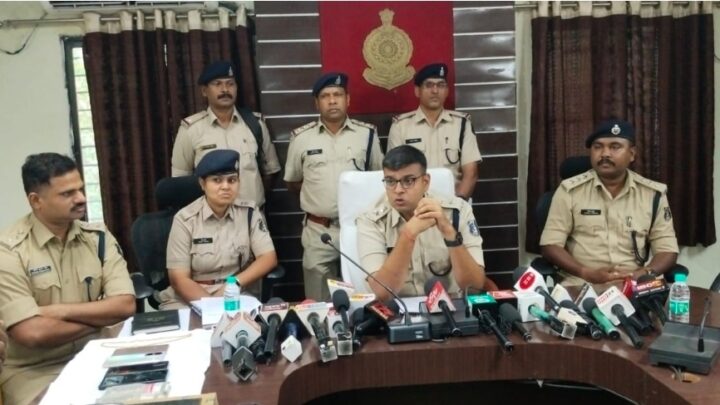 चुनौती पूर्ण अंधेकत्ल को कोरबा पुलिस ने सुलझाया, प्रेमिका ने प्रेमी के साथ मिलकर की थी पूर्व प्रेमी की हत्या…ऐसे पहुंची आरोपियों तक पुलिस…पढ़े पूरी ख़बर