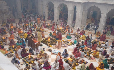 मुंबई के लीला ‘द स्प्रिचुअल रॉक बैंड’ ने श्रीकृष्ण की संगीतमयी लीला की श्रद्धालुओं को दिखाई झलक