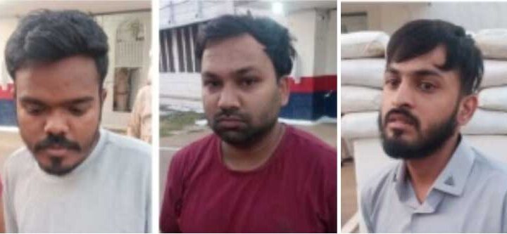 3 ब्लैकमेलर गिरफ्तार, फोटो-वीडियो वायरल करने की धमकी देकर मांगे थे पैसे…