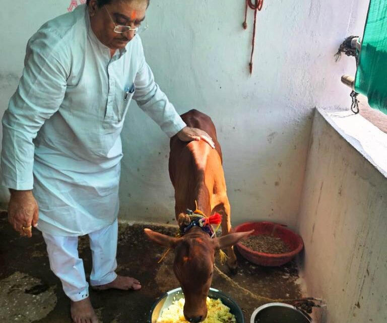 गौवंश के प्रति श्रद्धा, भक्ति और समर्पण का पर्व है गोवर्धन पूजा : बजाज