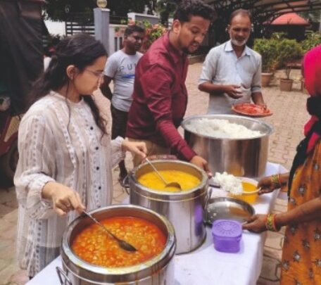 रायपुर में नि:शुल्क भोजन वितरण सेवा का एक वर्ष, समाजसेवियों का होगा सम्मान