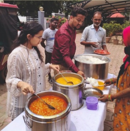 रायपुर में नि:शुल्क भोजन वितरण सेवा का एक वर्ष, समाजसेवियों का होगा सम्मान