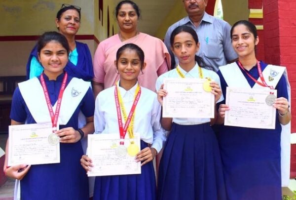 एसएमसी की चार छात्राएं राष्ट्रीय एथलेटिक्स के लिए चयनित