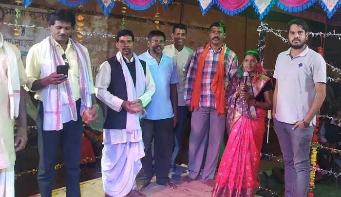 KORBA : कोरकोमा में धूमधाम से मनाया गया दशहरा, सरपंच ने किया रावण दहन
