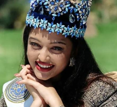 1994 में Aishwarya Rai बनी मिस वर्ल्ड, ऐसी दिखती थी पहले, वायरल वीडियो में मासूमियम देख फैंस हो गये दीवाने