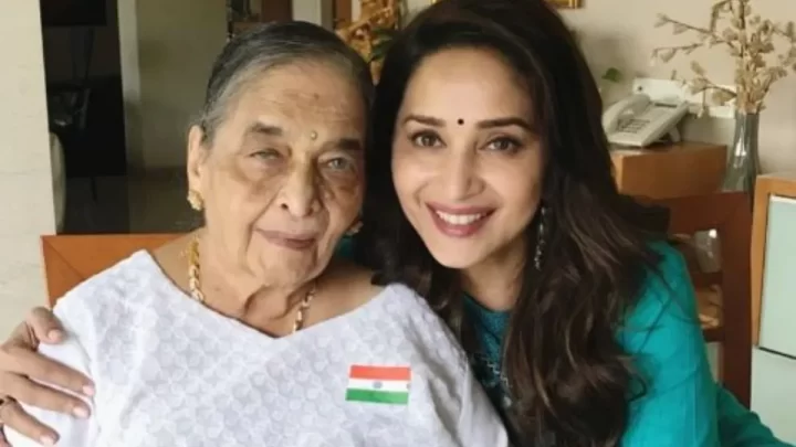 Madhuri Dixit Mother Death : माधुरी दीक्षित की मां का हुआ निधन, मुंबई में होगा अंतिम संस्कार…