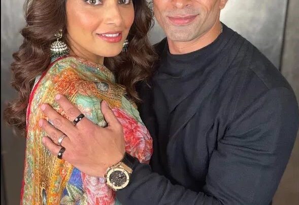 Bipasha Basu ने दिखाया पहली बार अपनी बेटी का चेहरा, लोग बोले- ये तो पापा की तरह है….