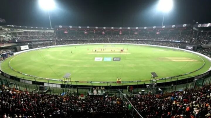 IPL 2024: RCB और पंजाब के बीच हाई वोल्टेज मुकाबला आज, जानें पिच और वेदर रिपोर्ट