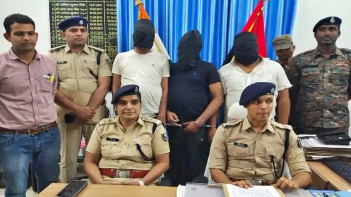 साधु के वेश में ठगी करने वाले एक बड़े गिरोह का पुलिस ने किया खुलासा: वास्तु और भविष्य बता कर पैसा और जेवरों की करते थे ठगी,मास्टरमाइंड सहित तीन लोग गिरफ्तार