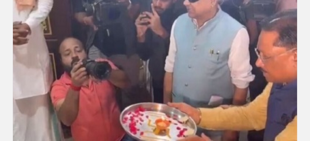 लोकसभा चुनाव के तीसरे चरण के मतदान से पहले CM विष्णुदेव साय पहुंचे श्रीराम मंदिर…कही ये बड़ी बात