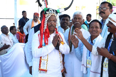 छत्तीसगढ़: ग्राम कन्हारपुरी में आयोजित देव दशहरा में शामिल हुए मंत्री द्वय श्री नेताम एवं कश्यप