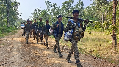 छत्‍तीसगढ़ में मारे जाने के डर से अब पड़ोसी राज्‍यों को नया ठिकाना बनाने की फिराक में नक्सली