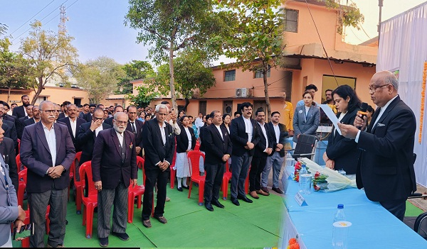 राष्ट्रीय संविधान दिवस पर जिला न्यायालय परिसर बेमेतरा में कार्यक्रम राष्ट्रीय संविधान दिवस पर जिला न्यायालय परिसर बेमेतरा में कार्यक्रम