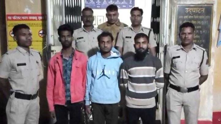 अवयस्क छात्रा के साथ सामूहिक बलात्संग के तीन कथित आरोपी युवको को पुलिस ने किया गिरफ्तार