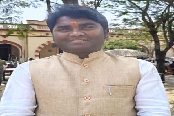 हजारीबाग में कांग्रेस नेता उदय साव की गोली मारकर हत्या हजारीबाग में कांग्रेस नेता उदय साव की गोली मारकर हत्या