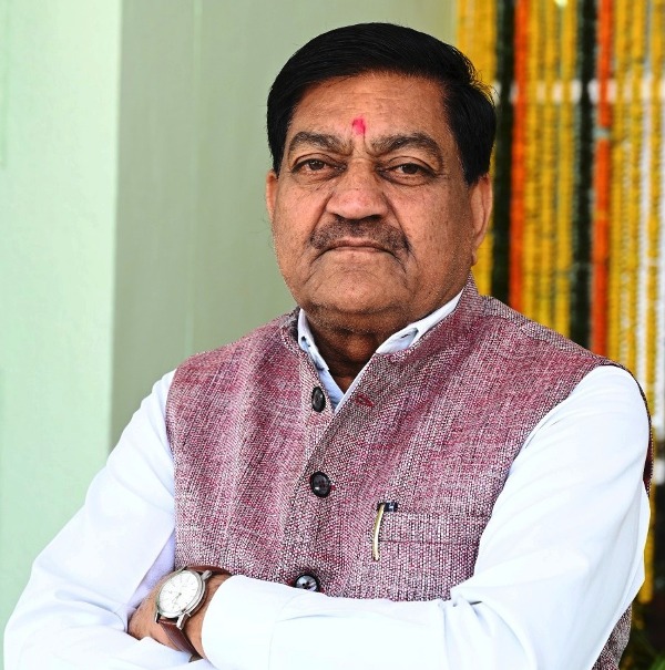 दयाल दास बघेल के विभागों के लिए 9 हजार करोड़ की अनुदान मांगे पारित दयाल दास बघेल के विभागों के लिए 9 हजार करोड़ की अनुदान मांगे पारित