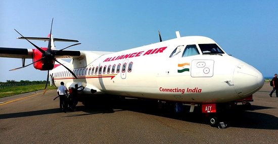 7 घंटे का इंतजार, फिर मिली फ्लाइट रद्द होने की जानकारी, भड़के यात्री… 7 घंटे का इंतजार, फिर मिली फ्लाइट रद्द होने की जानकारी, भड़के यात्री…