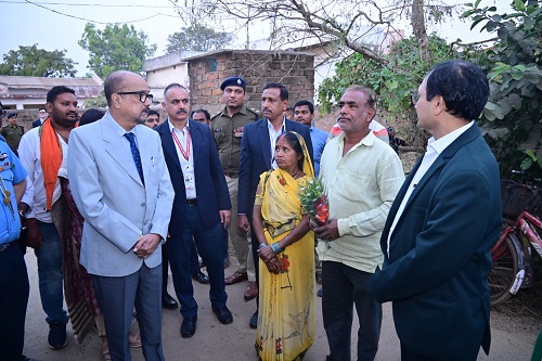 प्रधानमंत्री आवास योजना से लाभान्वित हितग्राहियों से की मुलाकात प्रधानमंत्री आवास योजना से लाभान्वित हितग्राहियों से की मुलाकात