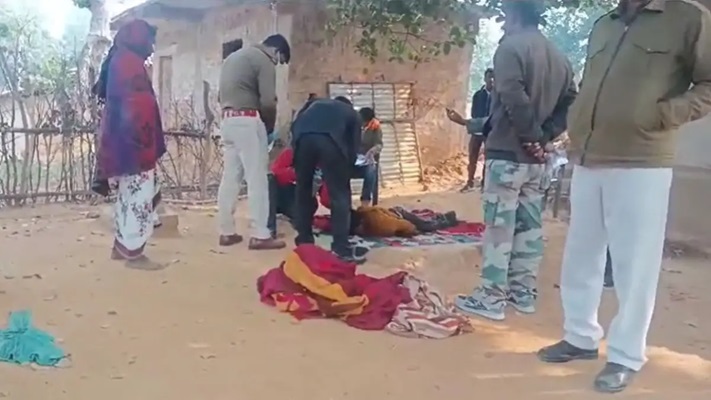 देवर ने डंडे और पत्थर से सिर में वार कर की अपने ही भाभी की हत्या देवर ने डंडे और पत्थर से सिर में वार कर की अपने ही भाभी की हत्या