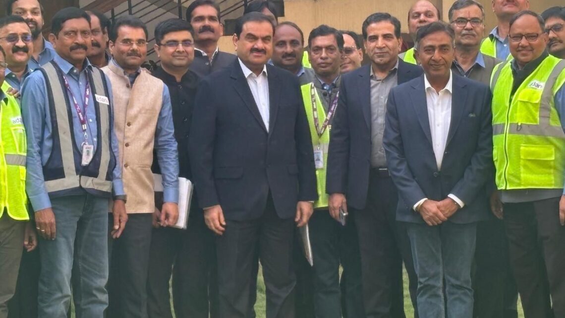 Gautam Adani: देश के मशहूर उद्योगपति गौतम अडानी आज कोरबा में, लैंको पावर प्लांट का किया निरीक्षण Gautam Adani: देश के मशहूर उद्योगपति गौतम अडानी आज कोरबा में, लैंको पावर प्लांट का किया निरीक्षण