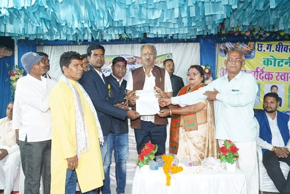धीवर समाज कोटनी परगना के वार्षिक अधिवेशन में शामिल हुए बृजमोहन अग्रवाल