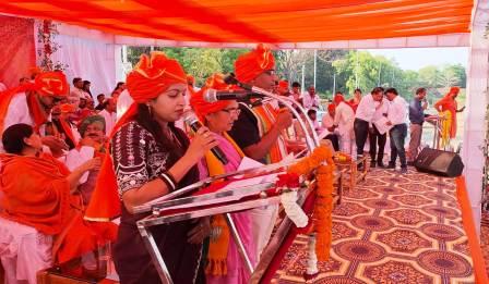 जिला पंचायत अध्यक्ष, उपाध्यक्ष सहित 12 सदस्यों ने ली शपथ जिला पंचायत अध्यक्ष, उपाध्यक्ष सहित 12 सदस्यों ने ली शपथ