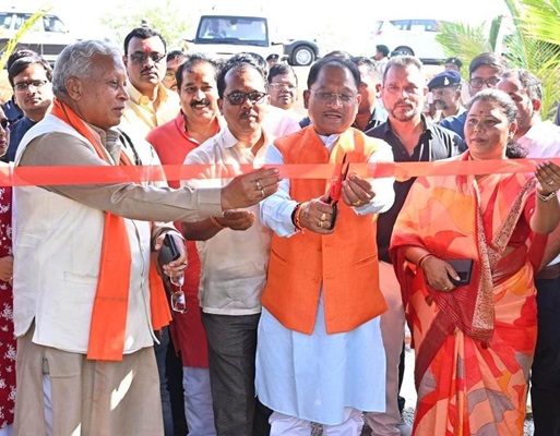 मुख्यमंत्री साय ने बगिया में पर्यावरण वाटिका का किया लोकार्पण मुख्यमंत्री साय ने बगिया में पर्यावरण वाटिका का किया लोकार्पण