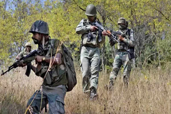 एक करोड़ के इनामी माओवादी प्रयाग मांझी सहित आठ नक्सली ढेर