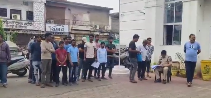 रायगढ़ में संदिग्धों पर पुलिस की बड़ी कार्रवाई, कई हिरासत में रायगढ़ में संदिग्धों पर पुलिस की बड़ी कार्रवाई, कई हिरासत में