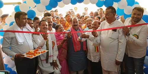 मेहनत एवं ईमानदारी से आगे बढ़ रहा साहू समाज : अरूण साव मेहनत एवं ईमानदारी से आगे बढ़ रहा साहू समाज : अरूण साव