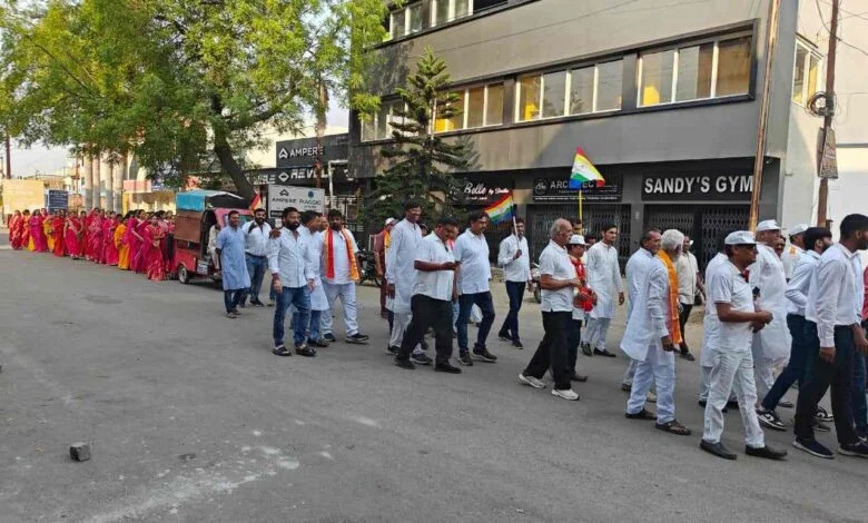जैन समाज द्वारा निकाली गई भव्य प्रभात फेरी जैन समाज द्वारा निकाली गई भव्य प्रभात फेरी