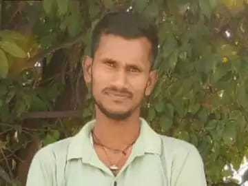 सड़क हादसे में पावर प्लांट के कर्मचारी की हुई मृत्यु सड़क हादसे में पावर प्लांट के कर्मचारी की हुई मृत्यु