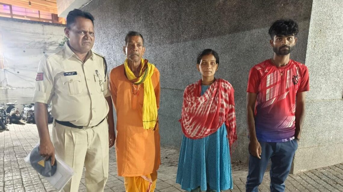 कोरबा :9 माह से लापता युवती को थाना लेमरू पुलिस ने खोज निकाला कोरबा :9 माह से लापता युवती को थाना लेमरू पुलिस ने खोज निकाला