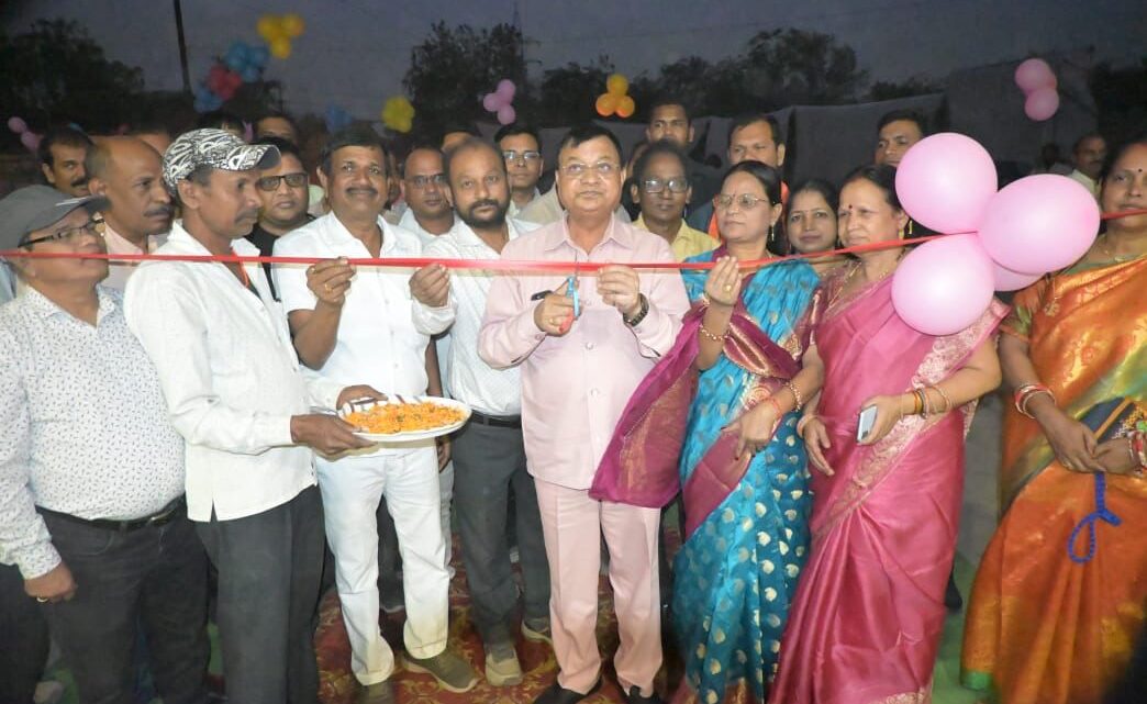 उद्योग मंत्री श्री लखन लाल देवांगन ने क्षत्रिय राठौर समाज के भवन के विकास कार्यों का किया लोकार्पण उद्योग मंत्री श्री लखन लाल देवांगन ने क्षत्रिय राठौर समाज के भवन के विकास कार्यों का किया लोकार्पण