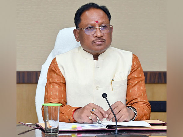 मुख्यमंत्री साय ने पहलगाम आतंकी हमले में रायपुर निवासी दिनेश मिरानिया के निधन पर गहरा शोक व्यक्त किया मुख्यमंत्री साय ने पहलगाम आतंकी हमले में रायपुर निवासी दिनेश मिरानिया के निधन पर गहरा शोक व्यक्त किया