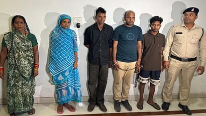 छत्तीसगढ़: परेशान पत्नी ने शराबी पति को मारने की योजना बनाई मां, बेटा और अन्य दो के साथ मिलकर दिया वारदात को अंजाम, जानें वजह छत्तीसगढ़: परेशान पत्नी ने शराबी पति को मारने की योजना बनाई मां, बेटा और अन्य दो के साथ मिलकर दिया वारदात को अंजाम, जानें वजह