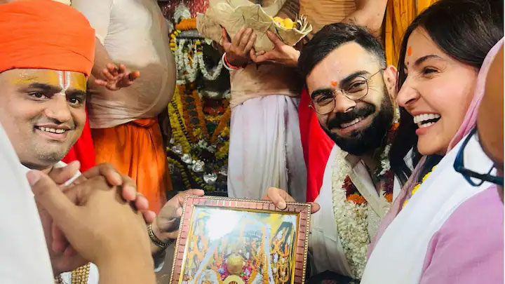 अनुष्का के साथ पहली बार अयोध्या पहुंचे विराट कोहली