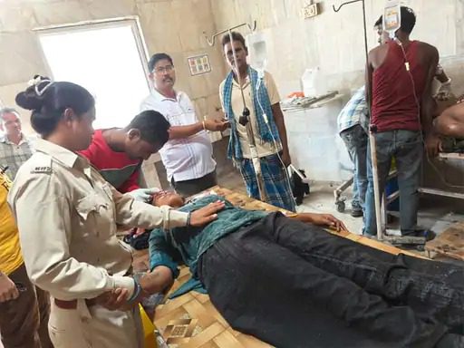 रायगढ़ : जंगली सुअर ने ग्रामीणों पर किया हमला,5 लोग घायल, तेंदूपत्ता तोड़ने जंगल गए थे रायगढ़ : जंगली सुअर ने ग्रामीणों पर किया हमला,5 लोग घायल, तेंदूपत्ता तोड़ने जंगल गए थे