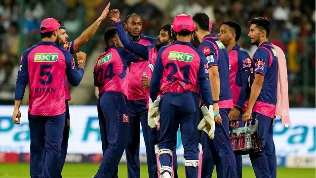 आईपीएल 2025: राजस्थान रॉयल्स के शर्मनाक प्रदर्शन के बाद इन 5 खिलाड़ियों का बाहर होना पक्का? आईपीएल 2025: राजस्थान रॉयल्स के शर्मनाक प्रदर्शन के बाद इन 5 खिलाड़ियों का बाहर होना पक्का?