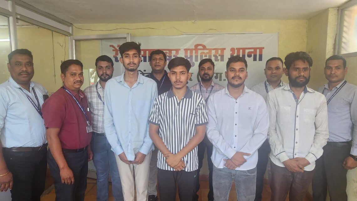 ऑपरेशन साइबर शील्ड : साइबर ठगी के लिए बैंक खाता खुलवाने, खातों को ऑपरेट करने में शामिल 4 एजेंट-ब्रोकर गिरफ्तार ऑपरेशन साइबर शील्ड : साइबर ठगी के लिए बैंक खाता खुलवाने, खातों को ऑपरेट करने में शामिल 4 एजेंट-ब्रोकर गिरफ्तार