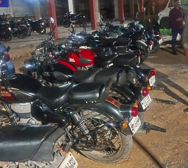 कोरबा में मॉडिफाई साइलेंसर के खिलाफ यातायात पुलिस की कार्रवाई कोरबा में मॉडिफाई साइलेंसर के खिलाफ यातायात पुलिस की कार्रवाई