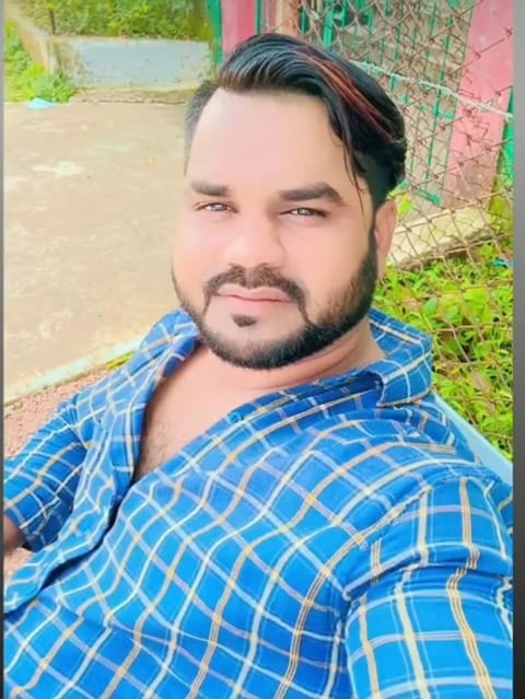 नगर पालिका अध्यक्ष की गाड़ी अनियंत्रित होकर पलटी, ड्राइवर की मौके पर मौत नगर पालिका अध्यक्ष की गाड़ी अनियंत्रित होकर पलटी, ड्राइवर की मौके पर मौत