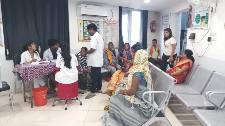 आरोग्यधाम पॉलीक्लिनिक में मई माह में तीन स्वास्थ्य शिविरों का आयोजन